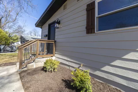 510 S Burton Ave, Springfield, MO 65802 photo 5
