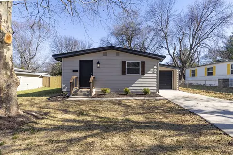 510 S Burton Ave, Springfield, MO 65802 photo 2