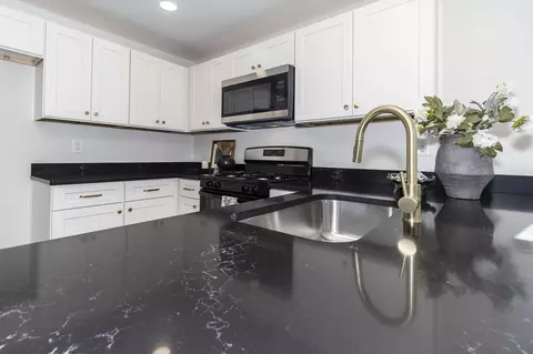 510 S Burton Ave, Springfield, MO 65802 photo 10