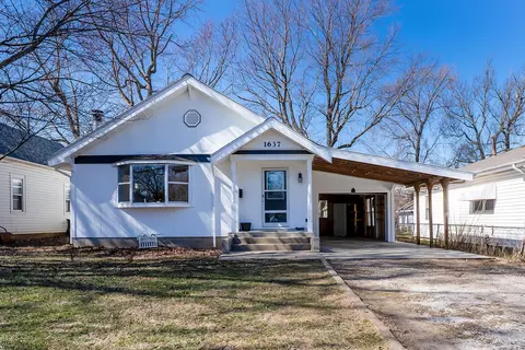 1637 N Hayes Ave, Springfield, MO 65803