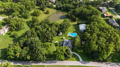 View/Area - 3060 W Ellison Dr, Springfield, MO 65810 photo 6 of 7