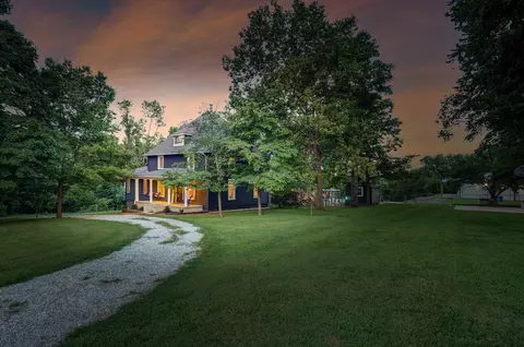 Exterior - 3060 W Ellison Dr, Springfield, MO 65810 photo 5 of 34