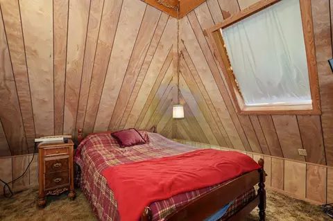 Bedroom - 3060 W Ellison Dr, Springfield, MO 65810 photo 9 of 9