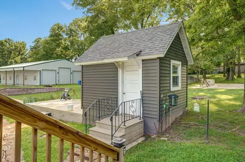 Exterior - 3060 W Ellison Dr, Springfield, MO 65810 photo 16 of 34