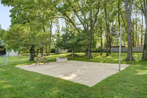 Exterior - 3060 W Ellison Dr, Springfield, MO 65810 photo 20 of 34