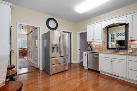 Kitchen - 3060 W Ellison Dr, Springfield, MO 65810 photo 5 of 7