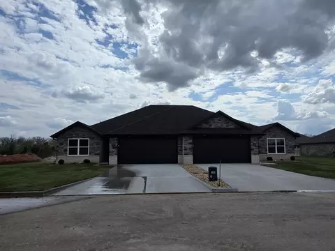 Exterior - 838 E 840 E Crystal Ave, Nixa, MO 65714 photo 3 of 3