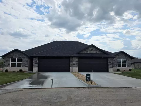 Exterior - 838 E 840 E Crystal Ave, Nixa, MO 65714 photo 2 of 3