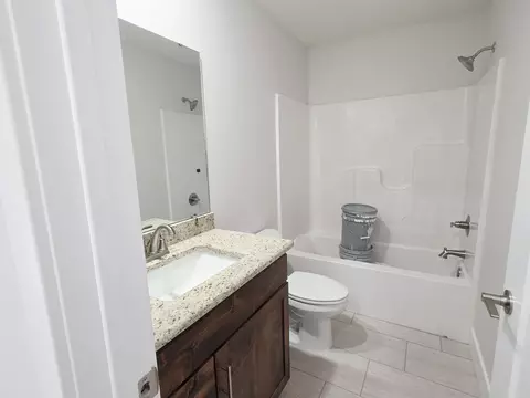 Bath - 838 E 840 E Crystal Ave, Nixa, MO 65714 photo 2 of 4