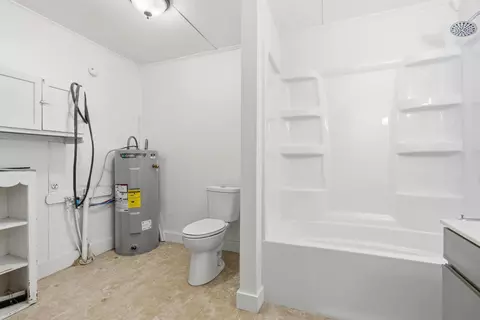 Bath - 502 Myrtle St, Crane, MO 65633 photo 2 of 2