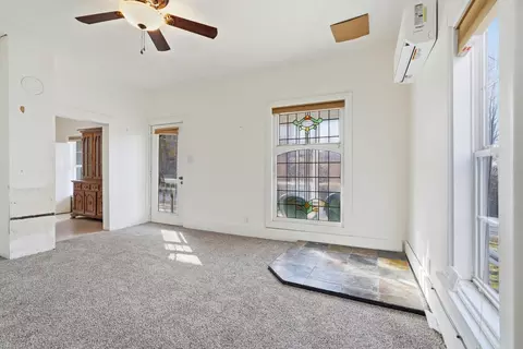 Living - 502 Myrtle St, Crane, MO 65633 photo 2 of 5