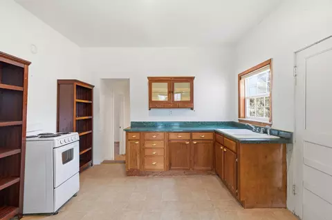 Kitchen - 502 Myrtle St, Crane, MO 65633 photo 2 of 3