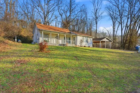 Exterior - 502 Myrtle St, Crane, MO 65633 photo 2 of 3