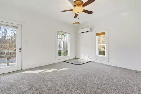 Living - 502 Myrtle St, Crane, MO 65633 photo 3 of 5