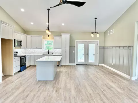 Kitchen - 97 Sparrow Ln, Shell Knob, MO 65747 photo 1 of 11