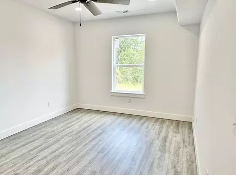 Bedroom - 97 Sparrow Ln, Shell Knob, MO 65747 photo 11 of 13