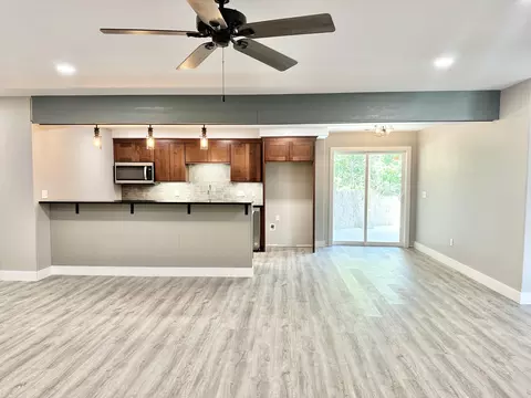 Living - 97 Sparrow Ln, Shell Knob, MO 65747 photo 7 of 9