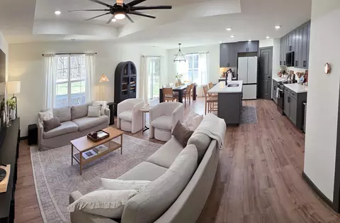 Living - 705 Wilson Rd, Branson, MO 65616 photo 1 of 4