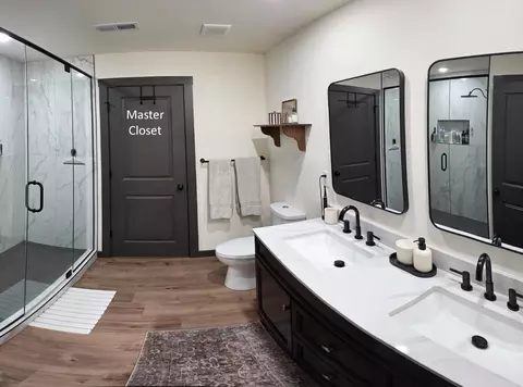 Bath - 705 Wilson Rd, Branson, MO 65616 photo 1 of 6