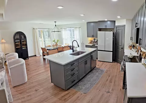 Kitchen - 705 Wilson Rd, Branson, MO 65616 photo 2 of 4