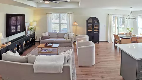 Living - 705 Wilson Rd, Branson, MO 65616 photo 3 of 4