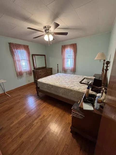 Bedroom - 314 Birch St, Monett, MO 65708 photo 1 of 2