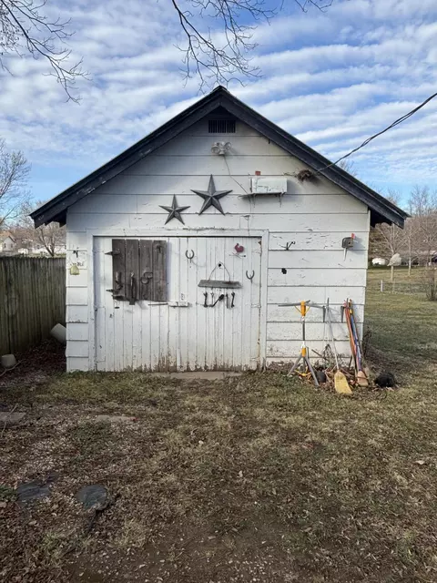 Exterior - 314 Birch St, Monett, MO 65708 photo 4 of 4