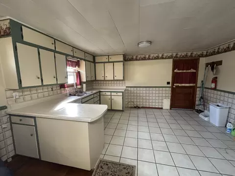 Kitchen - 314 Birch St, Monett, MO 65708 photo 1 of 3