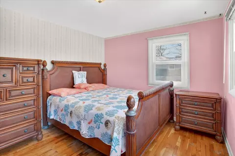 Bedroom - 202 Cardinal Rd, Forsyth, MO 65653 photo 4 of 5