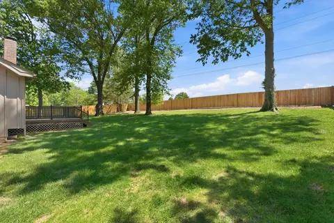 Exterior - 4058 E Linwood St, Springfield, MO 65809 photo 9 of 9