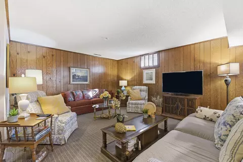 Living - 4058 E Linwood St, Springfield, MO 65809 photo 5 of 8