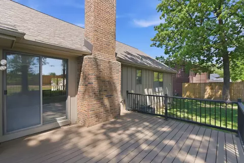 Exterior - 4058 E Linwood St, Springfield, MO 65809 photo 5 of 9