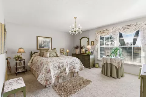 Bedroom - 4058 E Linwood St, Springfield, MO 65809 photo 1 of 3