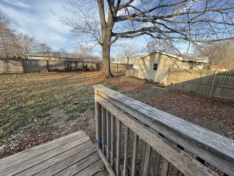 111 Maple St, Exeter, MO 65647 photo 7