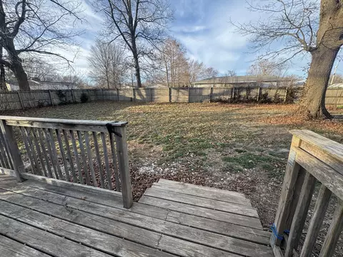 111 Maple St, Exeter, MO 65647 photo 4