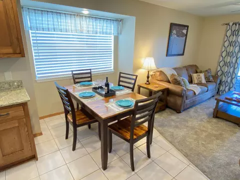 Dining - 27 Blue Bird Way #3, Branson, MO 65616 photo 2 of 3