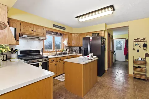Kitchen - 2190 St Highway 181, Dora, MO 65637 photo 2 of 4