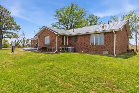Exterior - 2190 St Highway 181, Dora, MO 65637 photo 10 of 12