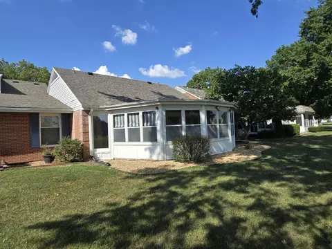 1006 E Palmer Pl, Clinton, MO 64735