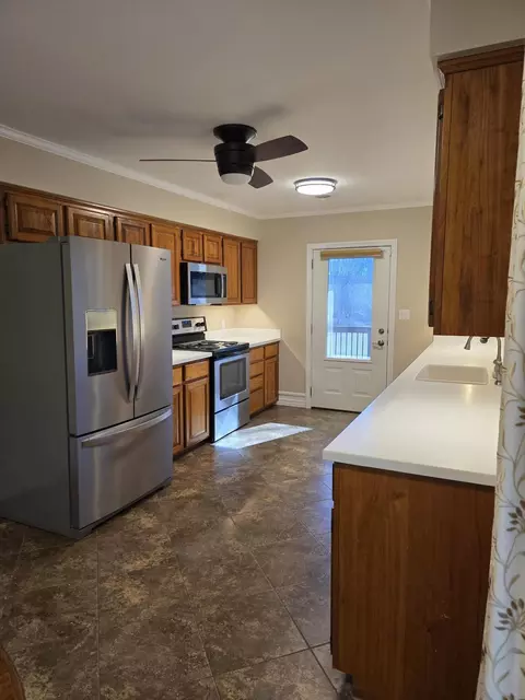 Kitchen - 1950 State Highway B, Mansfield, MO 65704 photo 3 of 3