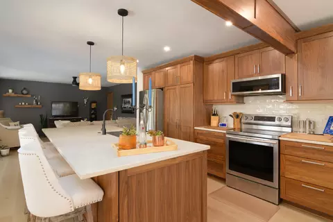 Kitchen - 195 Ludora Dr, Shell Knob, MO 65747 photo 2 of 3