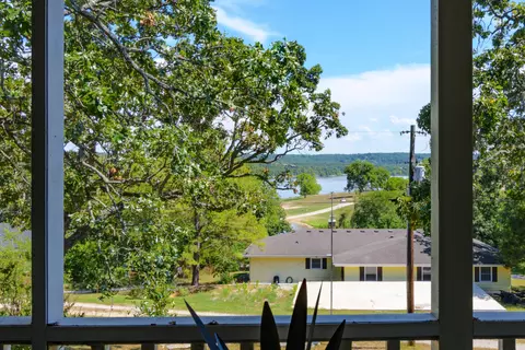 Exterior - 195 Ludora Dr, Shell Knob, MO 65747 photo 3 of 10