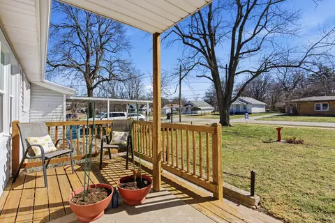 733 W Kerr St, Springfield, MO 65803 photo 3