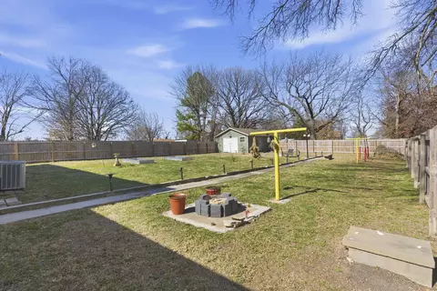 733 W Kerr St, Springfield, MO 65803 photo 22
