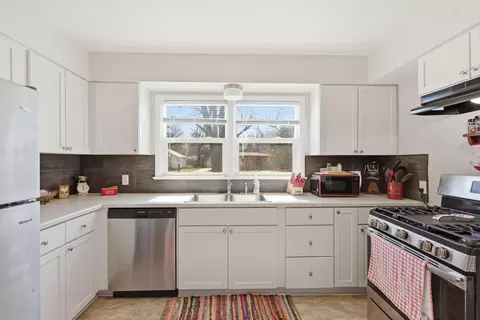 733 W Kerr St, Springfield, MO 65803 photo 9