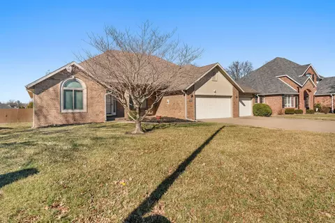 4491 S Park Ave, Springfield, MO 65810 photo 2