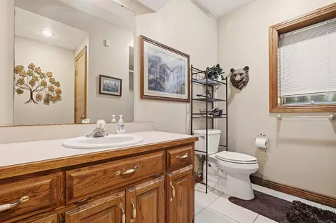 726 Division St, Sparta, MO 65753 photo 40