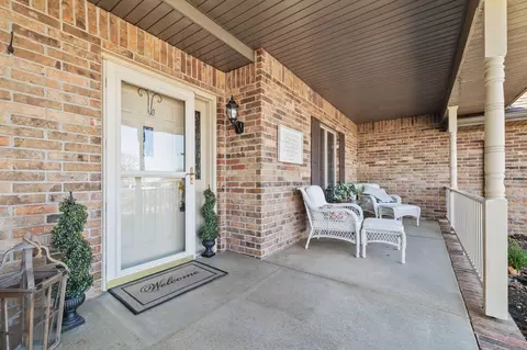 726 Division St, Sparta, MO 65753 photo 8