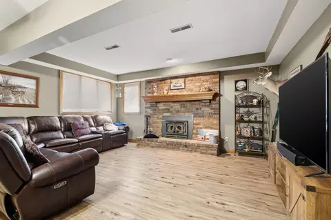 726 Division St, Sparta, MO 65753 photo 34