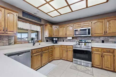 726 Division St, Sparta, MO 65753 photo 17